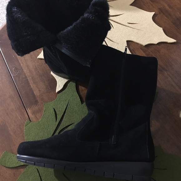 Aerosoles Plantation Black Suede Boots 10 1/2 M - Picture 6 of 7